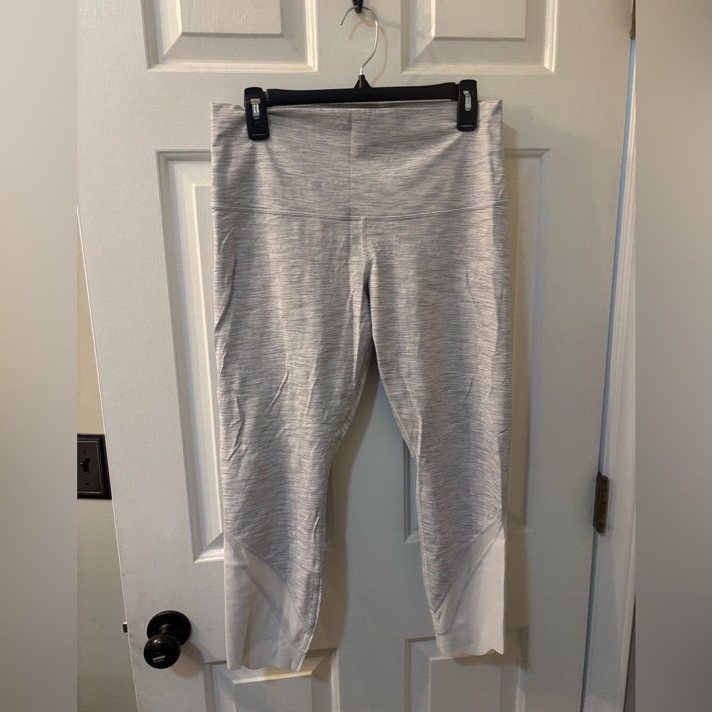 Lululemon Gray and White Leggings: Size 12